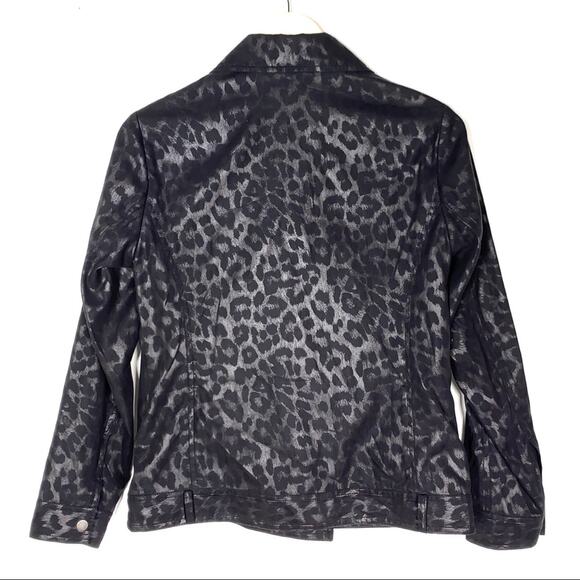 Chico’s Zenergy 0 animal cheetah print zippered moto jacket size 4 B141 - Picture 2 of 4
